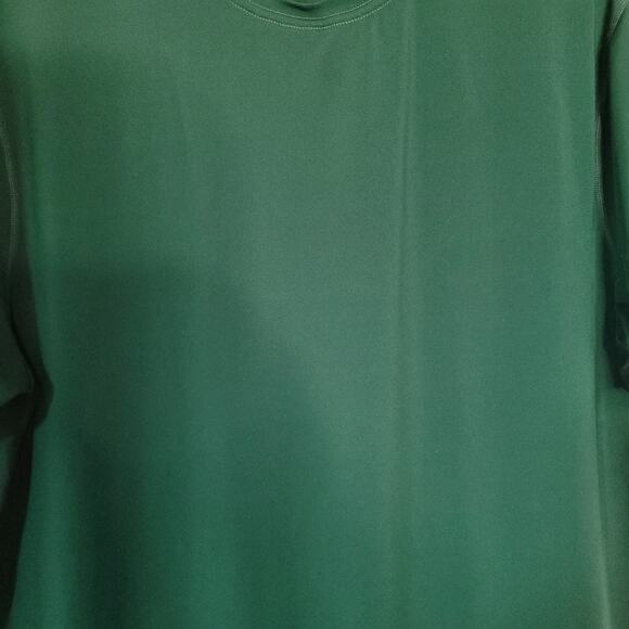 Men's XL Deep Green V-Neck Performance T-Shirt - Picture 5 of 12